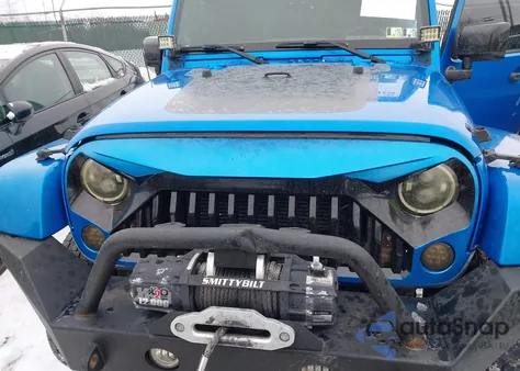 2014 Jeep Wrangler Unlimited Altitude из США, поврежденный, VIN 1C4HJWEG0EL306422